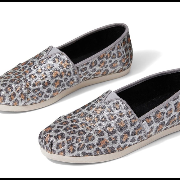 LEOPARD PRINT SHIMMER TOMS - Picture 3 of 4